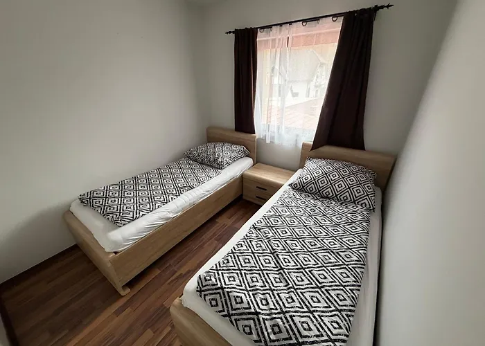 Mirage & Pool - Apartament *